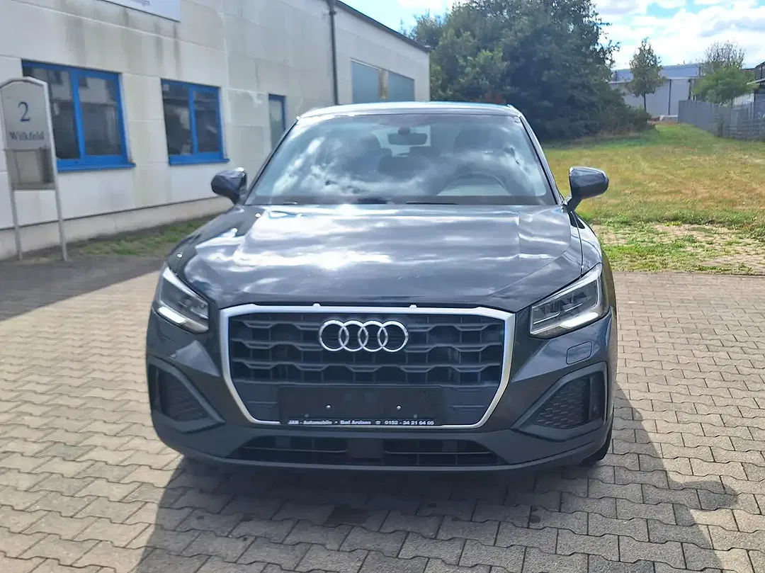 Audi Q2 - Thumbnail 4