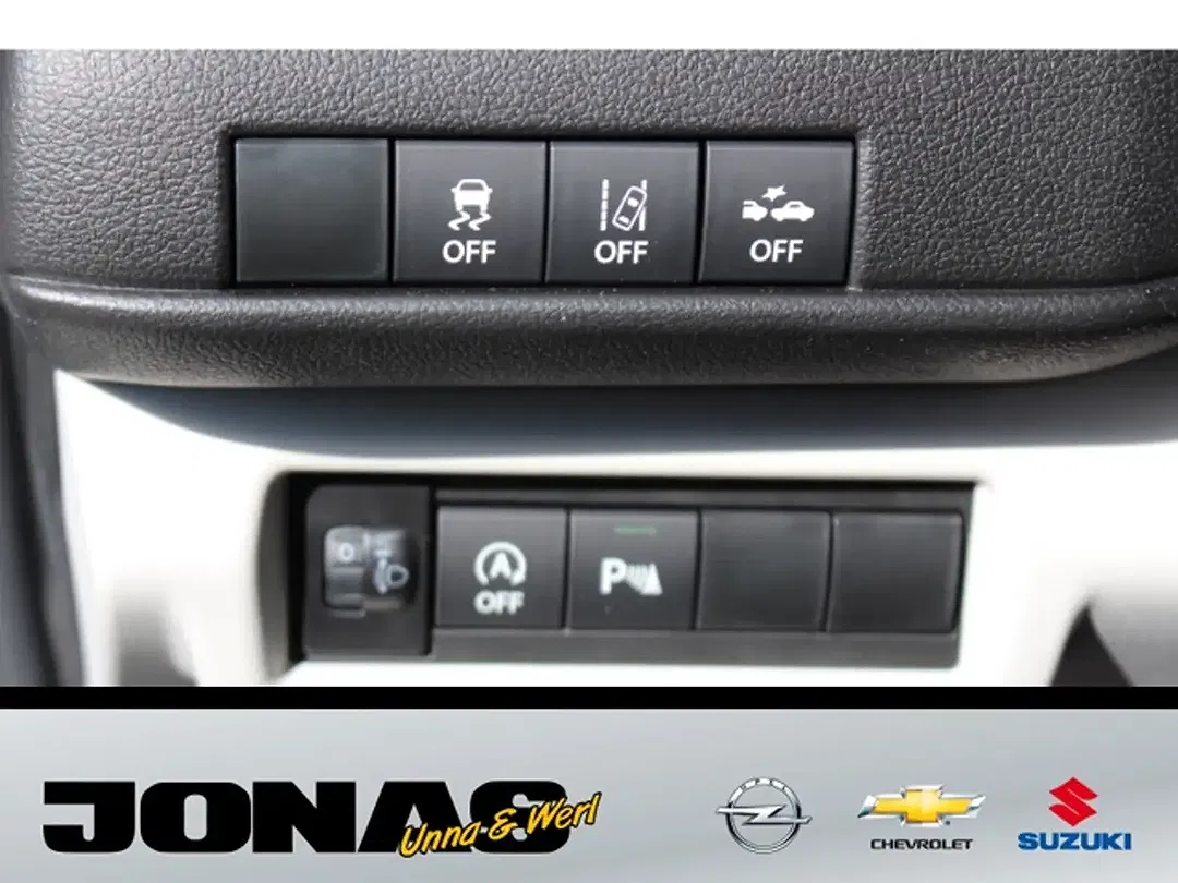 Suzuki Swift - Thumbnail 13