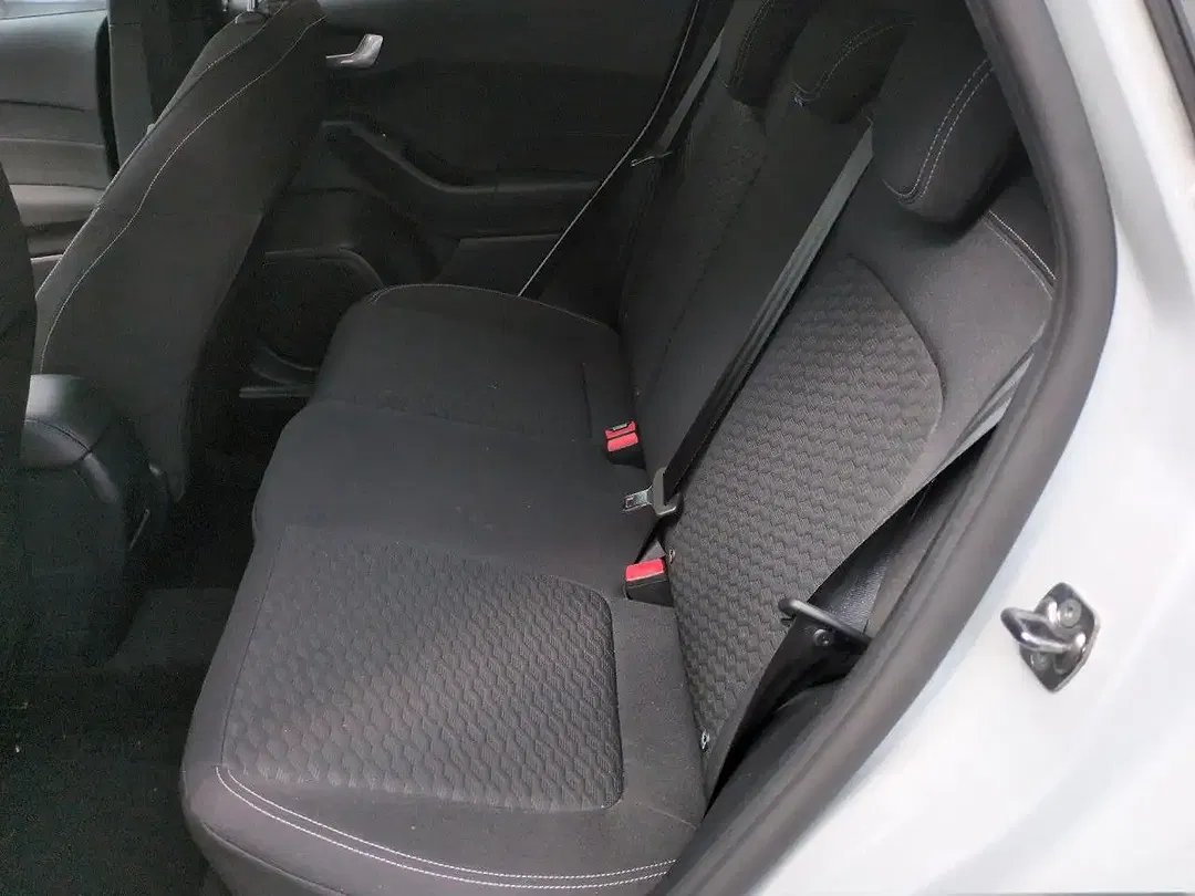 Ford Fiesta - Thumbnail 11
