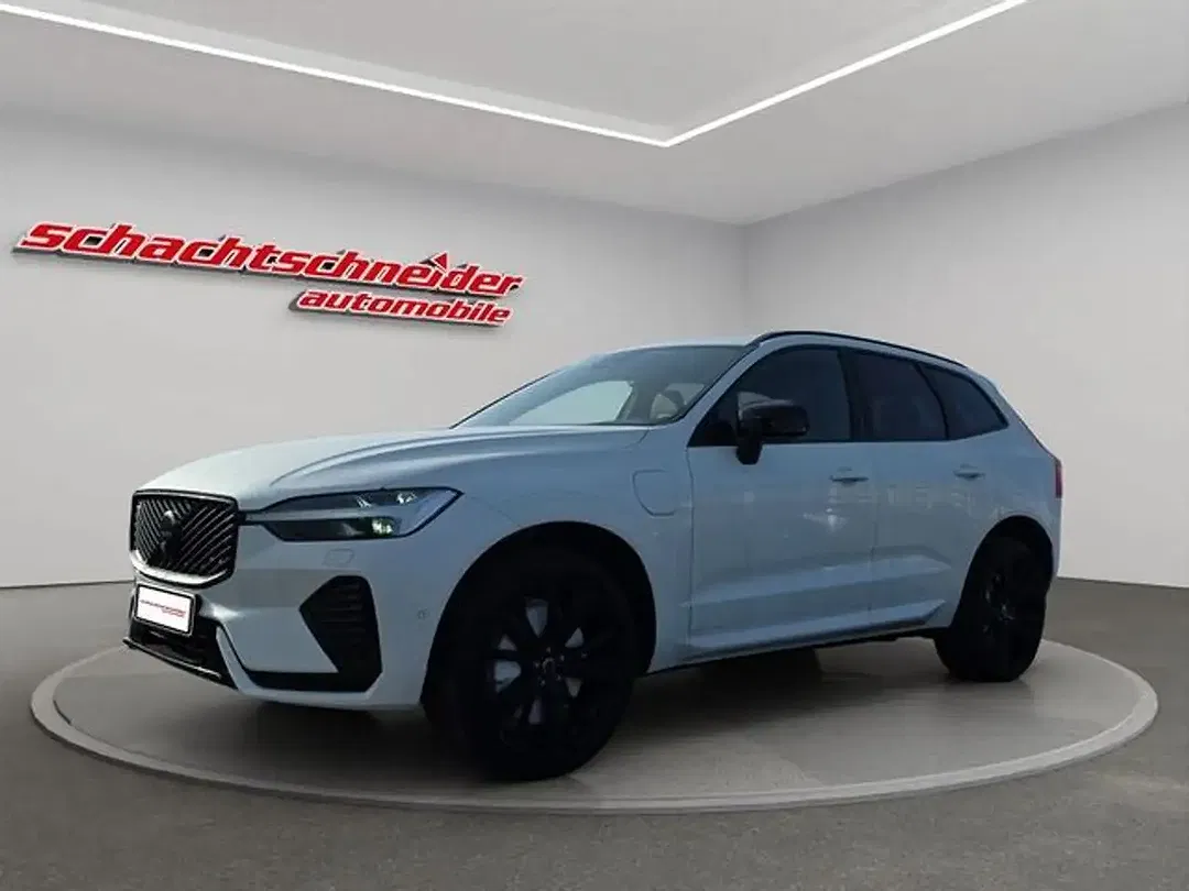 Volvo XC60 - Thumbnail 1