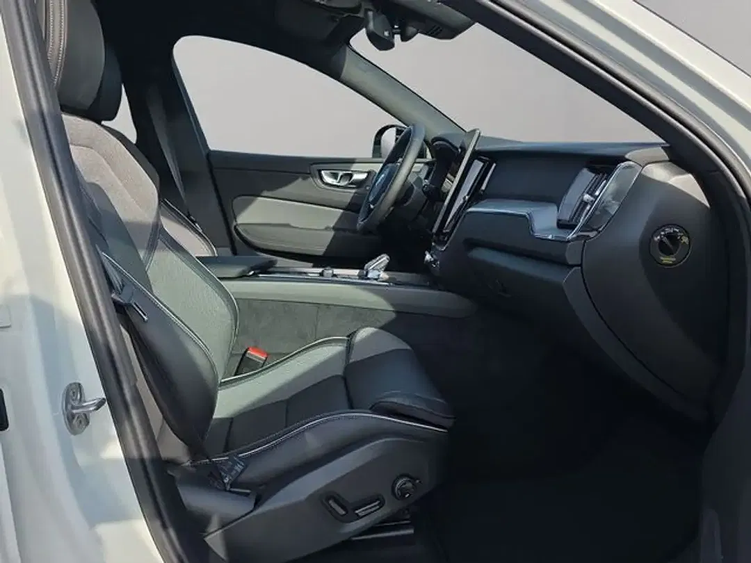 Volvo XC60 - Thumbnail 14