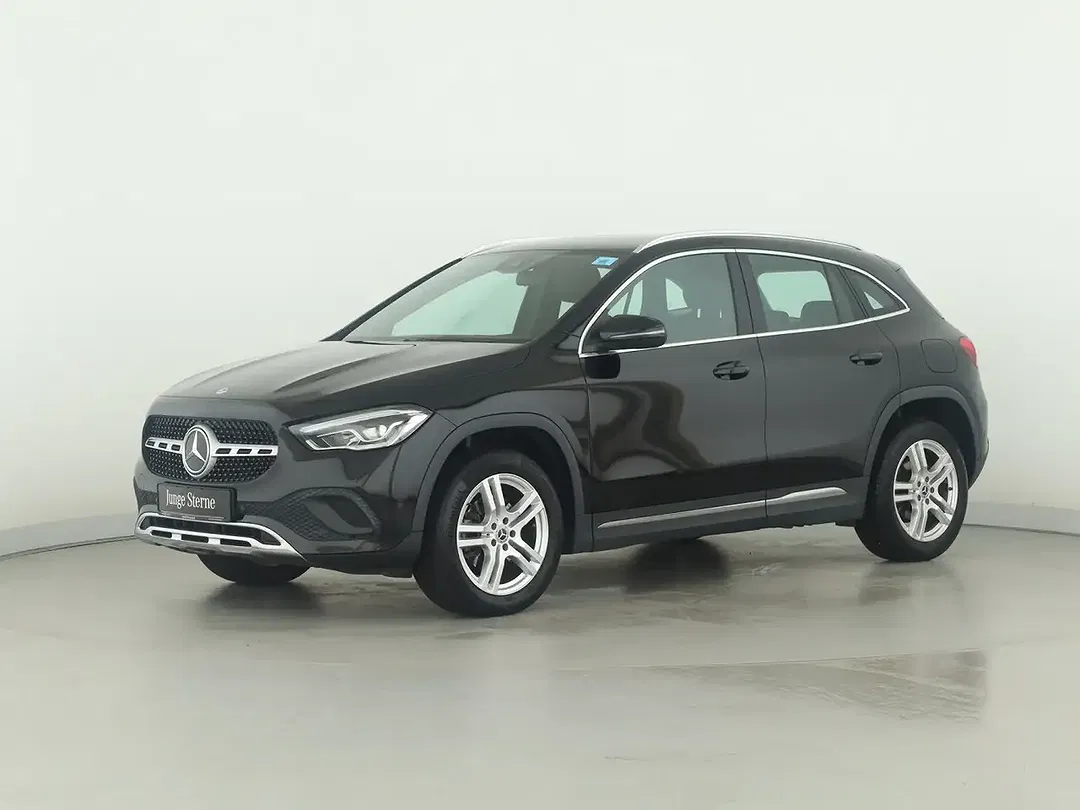 Mercedes-Benz GLA 180 - Thumbnail 3