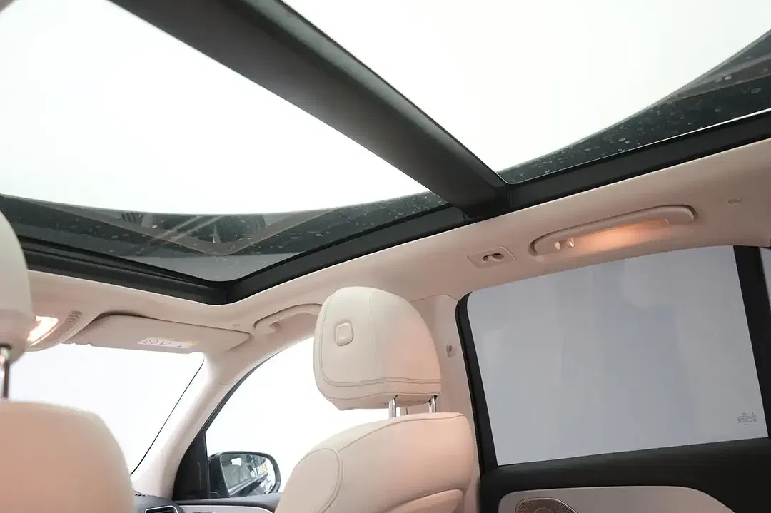 Mercedes-Benz GLE 350 - Thumbnail 26