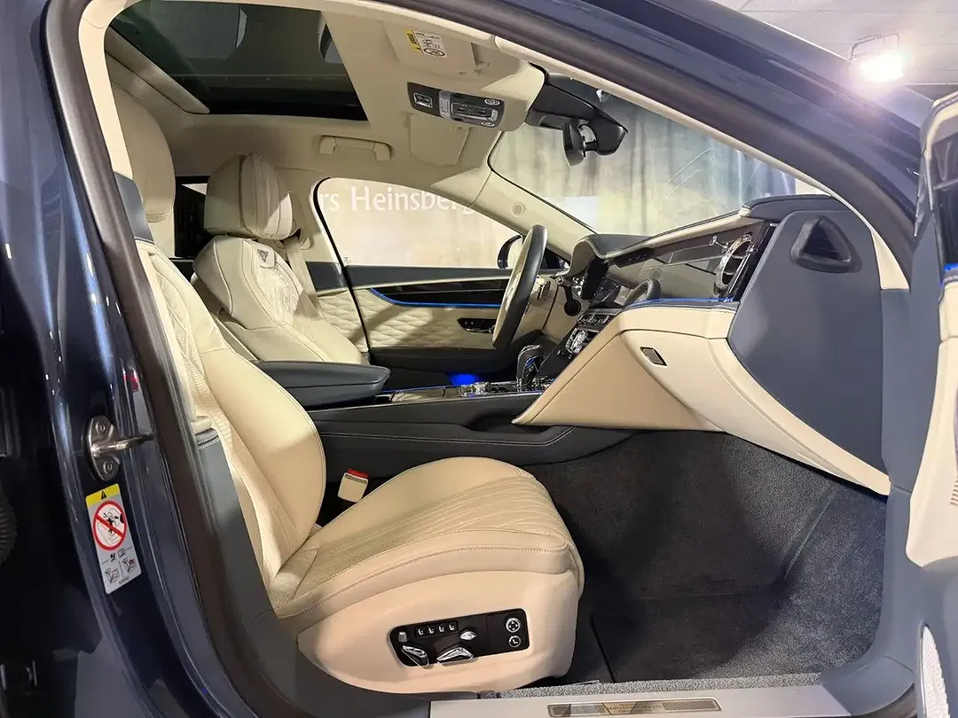 Bentley Flying Spur - Thumbnail 14