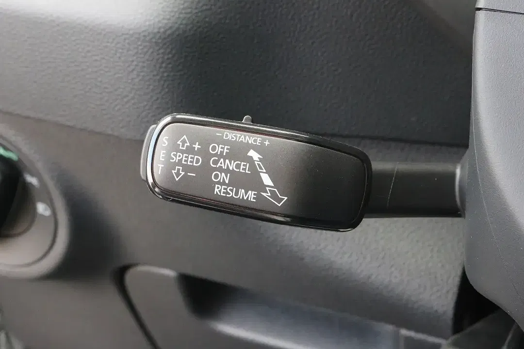 Skoda Karoq - Thumbnail 8