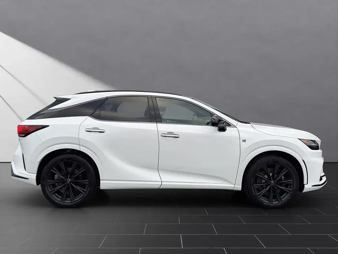 Lexus RX 500h - Thumbnail 6