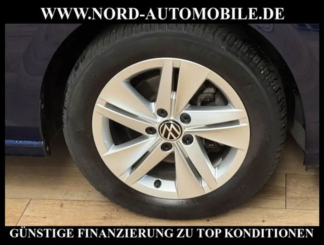 Volkswagen Golf - Thumbnail 10