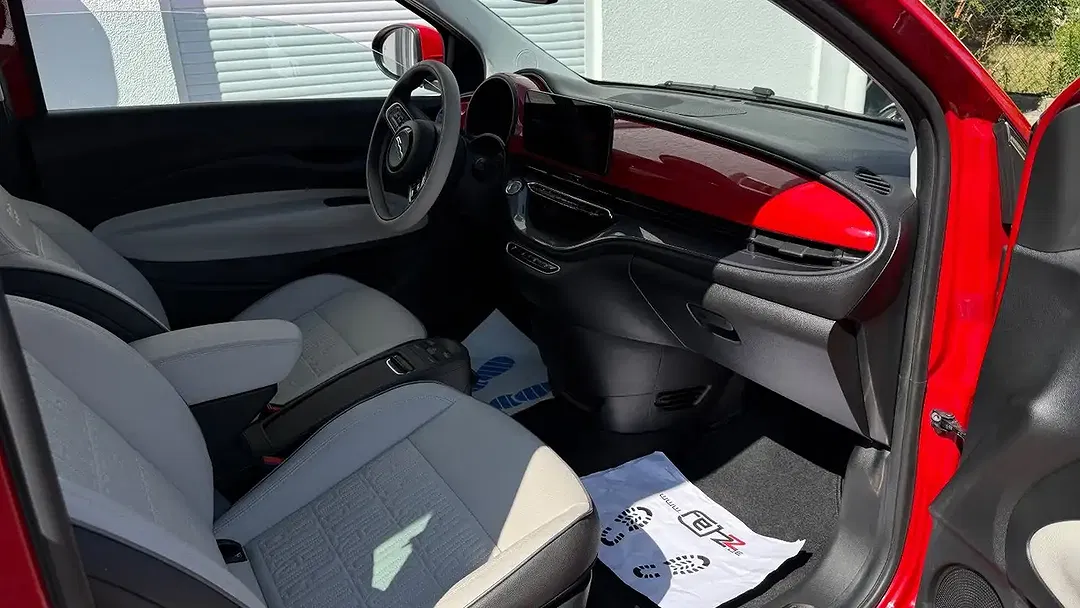 Fiat 500e - Thumbnail 8
