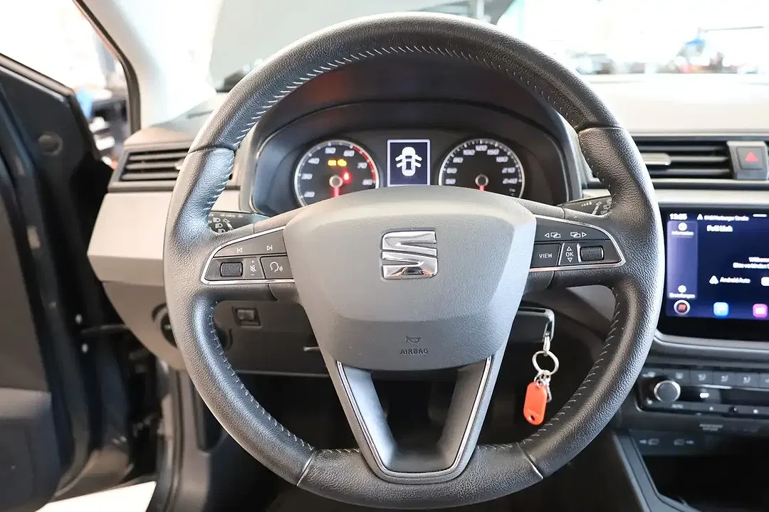 SEAT Ibiza - Thumbnail 10