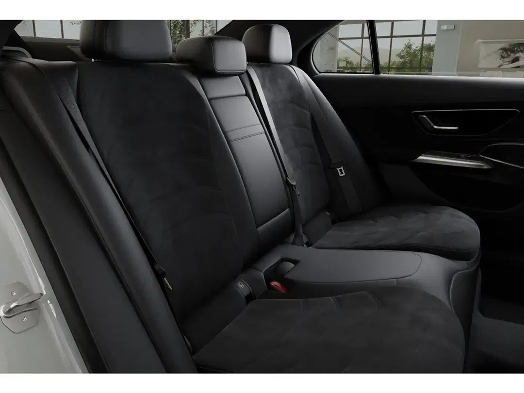 Mercedes-Benz E 220 - Thumbnail 9