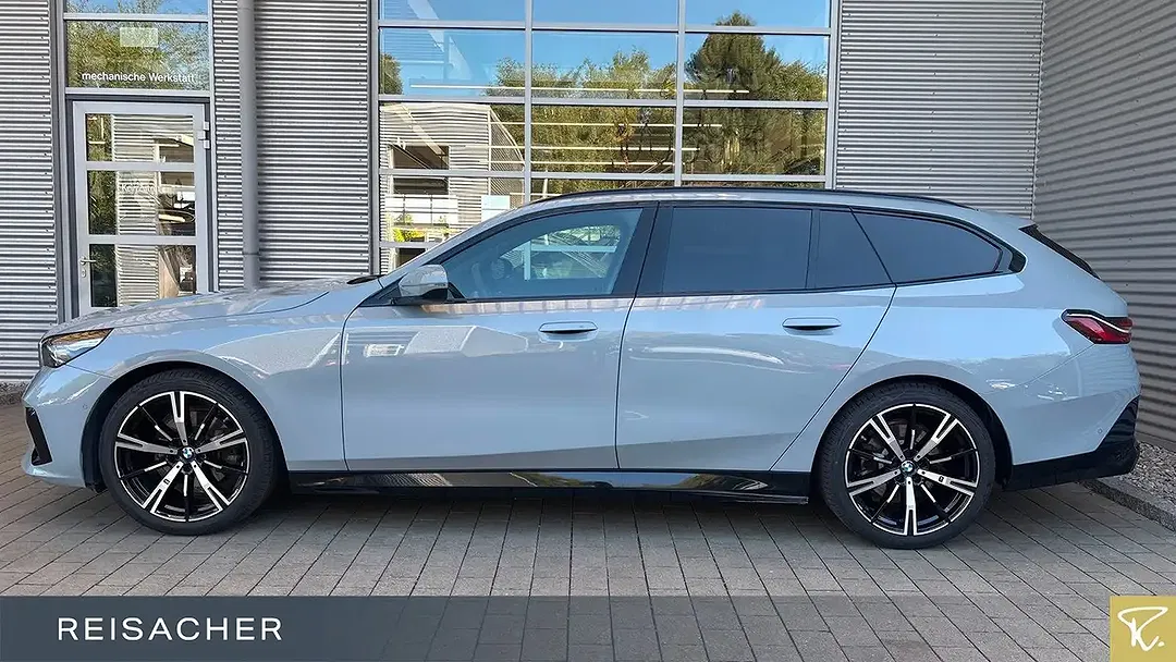 BMW 520 - Thumbnail 4