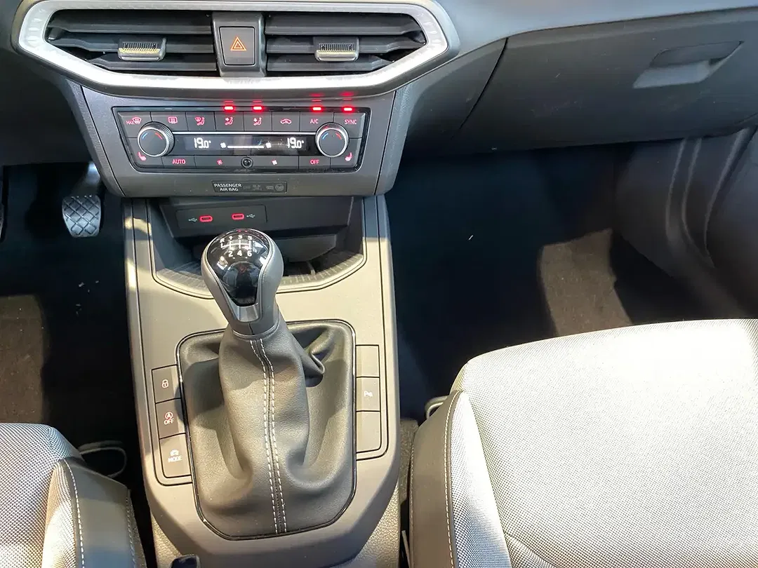 SEAT Ibiza - Thumbnail 6