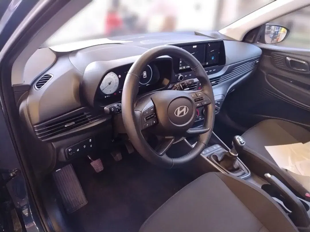 Hyundai i20 - Thumbnail 11