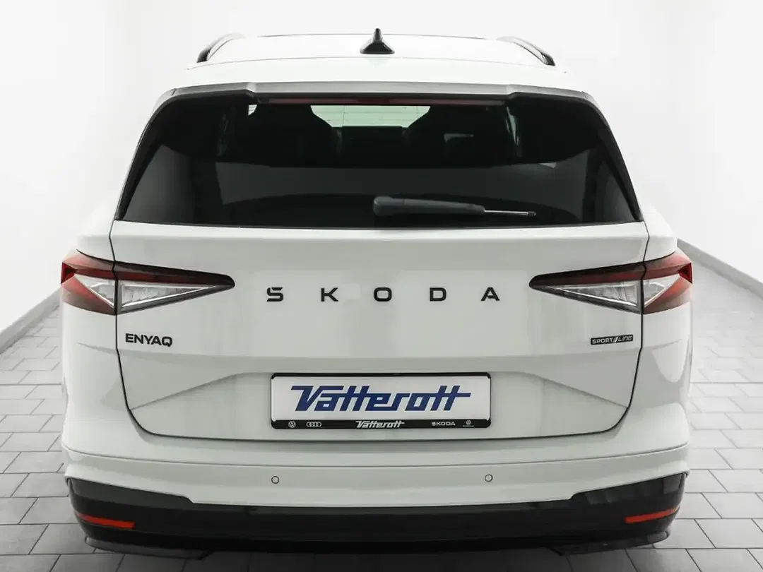 Skoda Enyaq - Thumbnail 3
