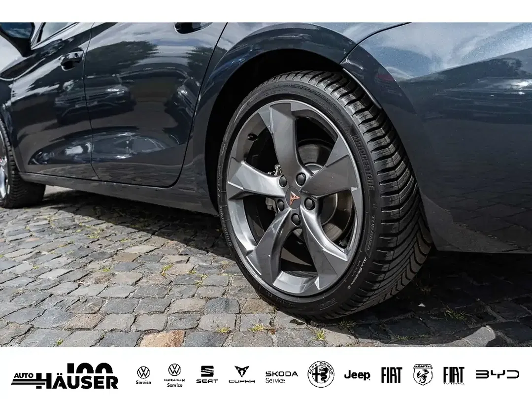 CUPRA Leon - Thumbnail 6