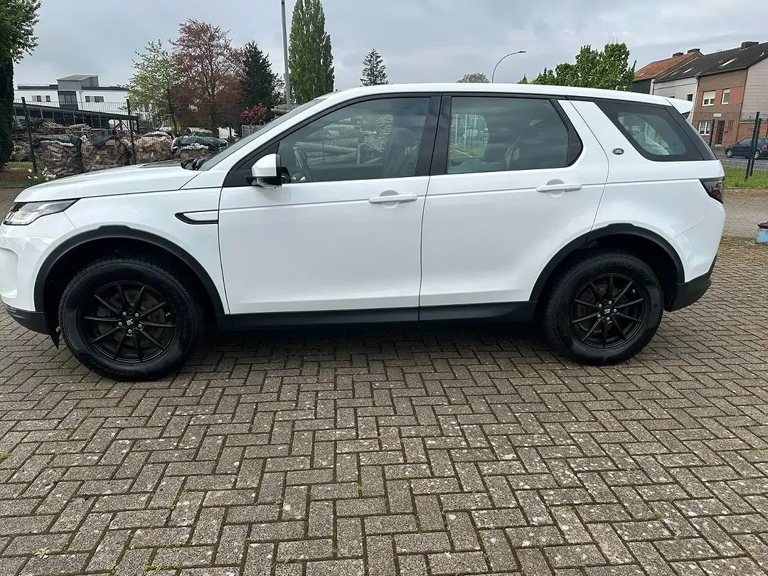 Land Rover Discovery - Thumbnail 4