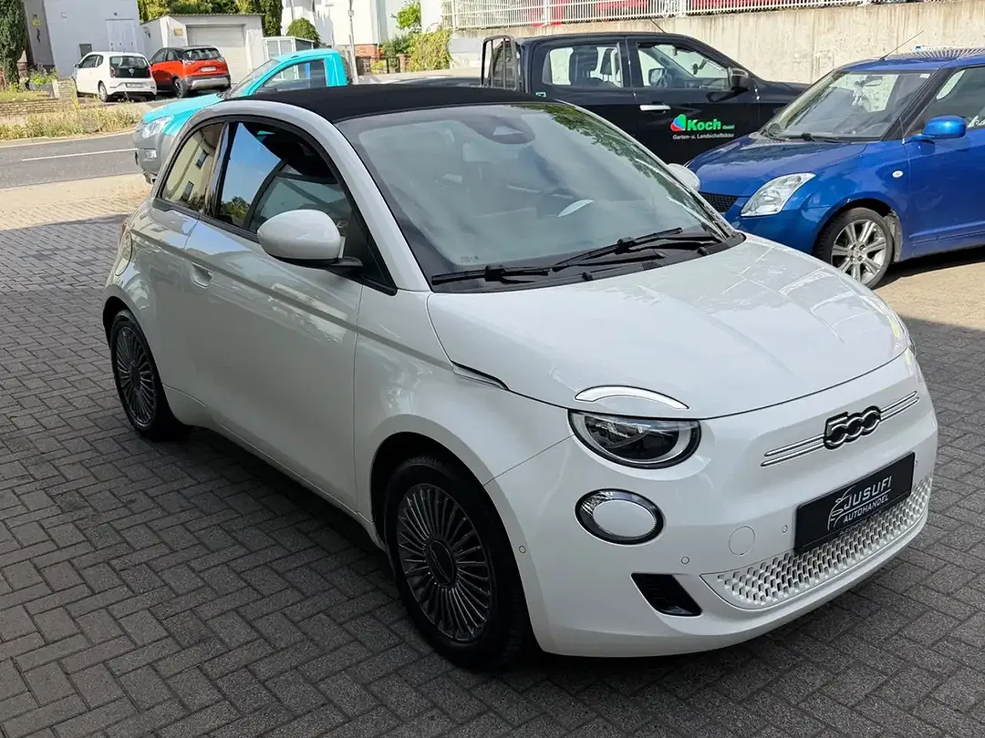 Fiat 500e - Thumbnail 6