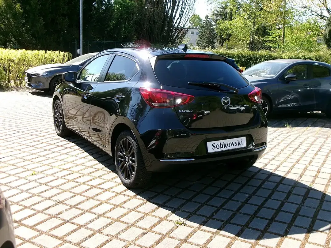 Mazda 2 - Thumbnail 4