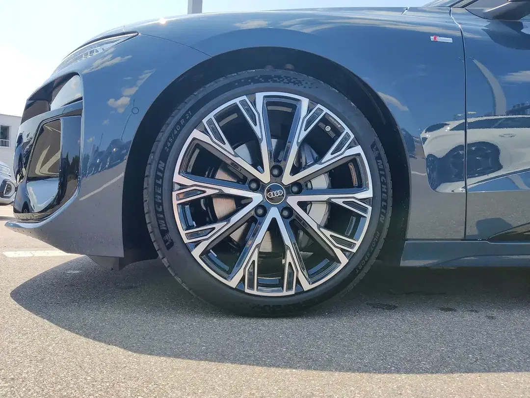 Audi A6 - Thumbnail 8