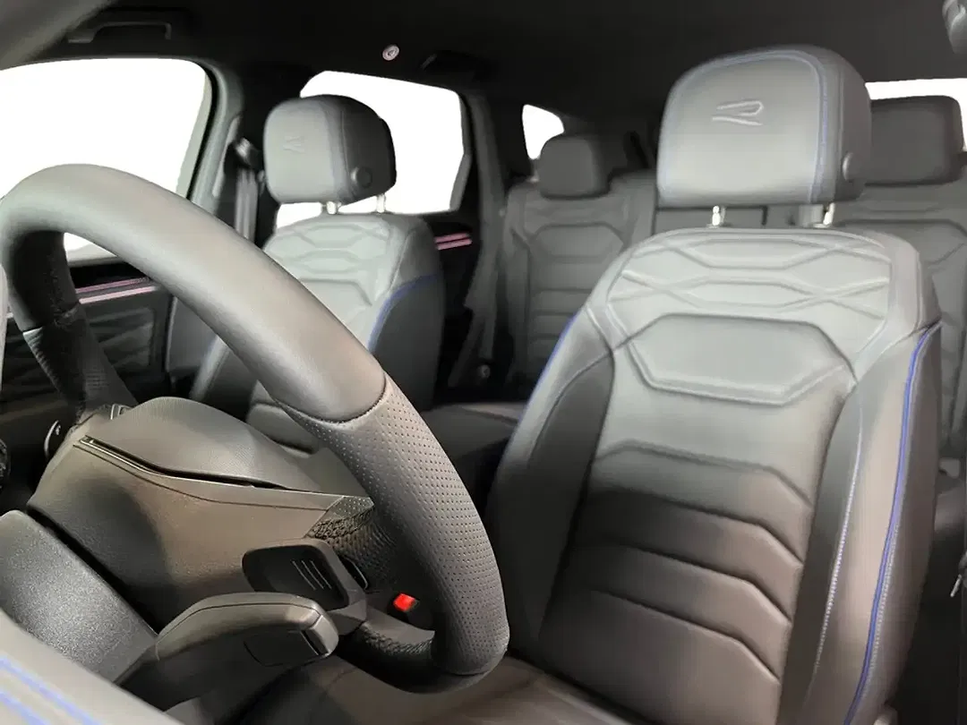 Volkswagen Touareg - Thumbnail 5