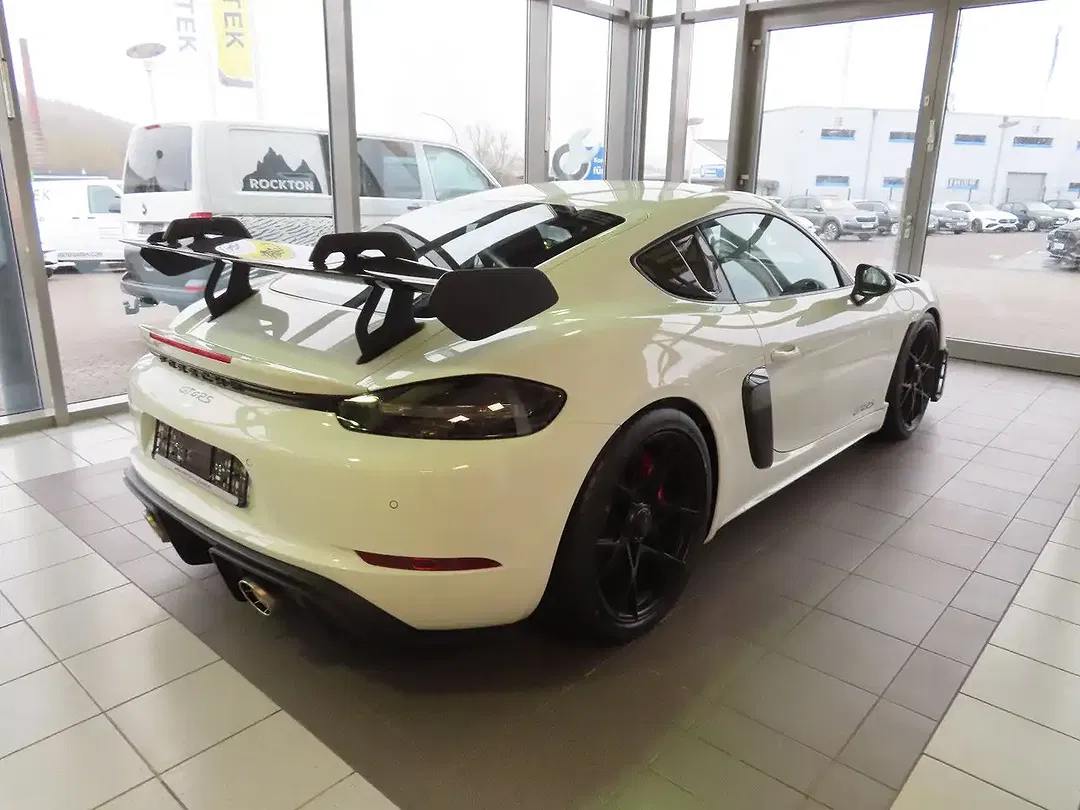 Porsche Cayman - Thumbnail 6