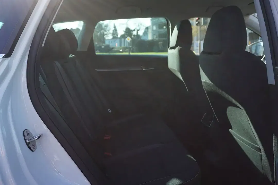 Skoda Karoq - Thumbnail 6