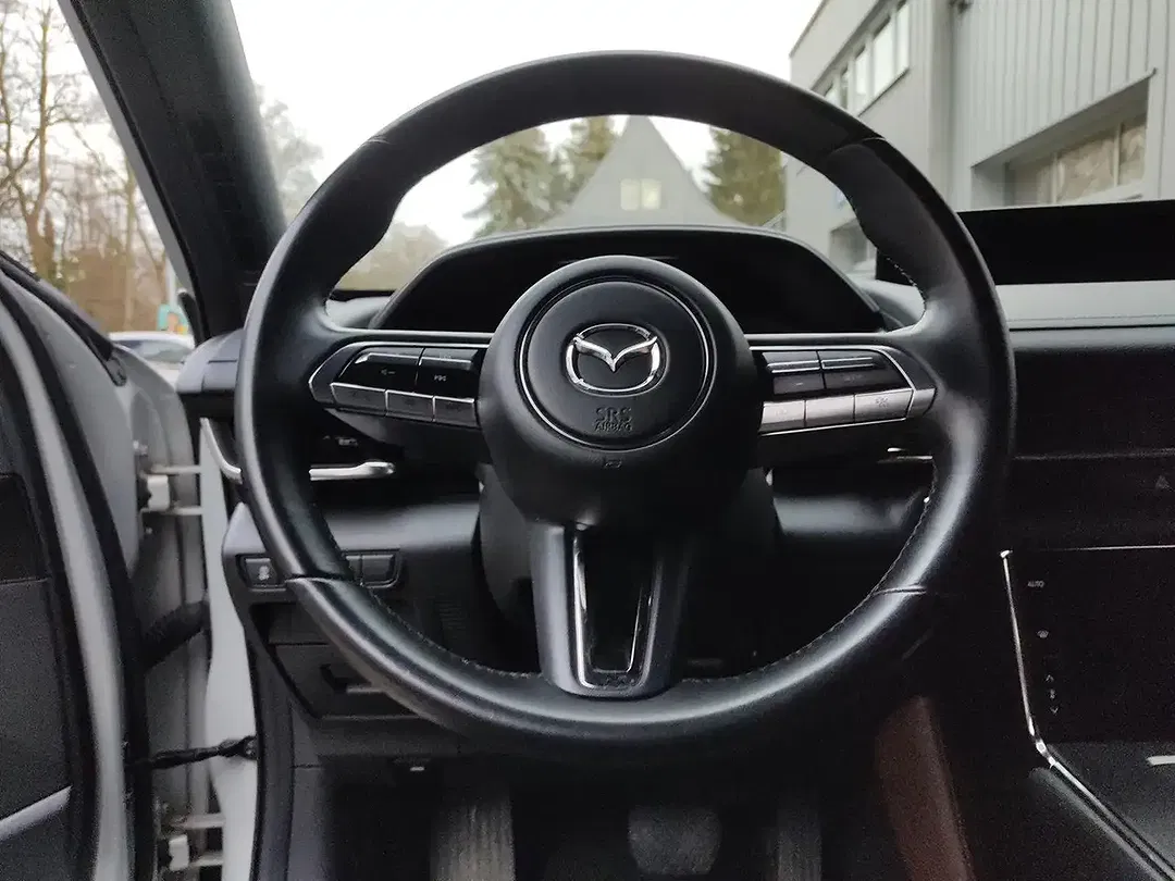 Mazda MX-30 - Thumbnail 11