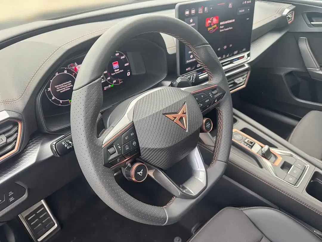 CUPRA Leon - Thumbnail 8