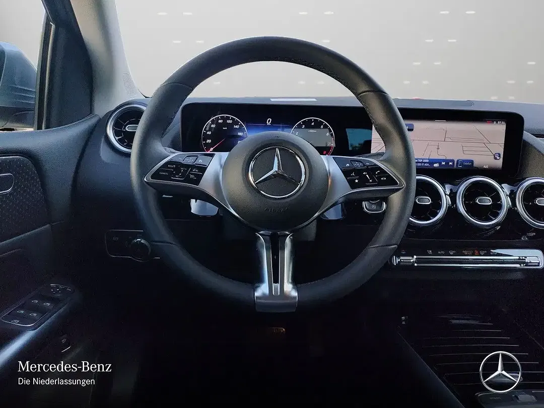 Mercedes-Benz B 180 - Thumbnail 12
