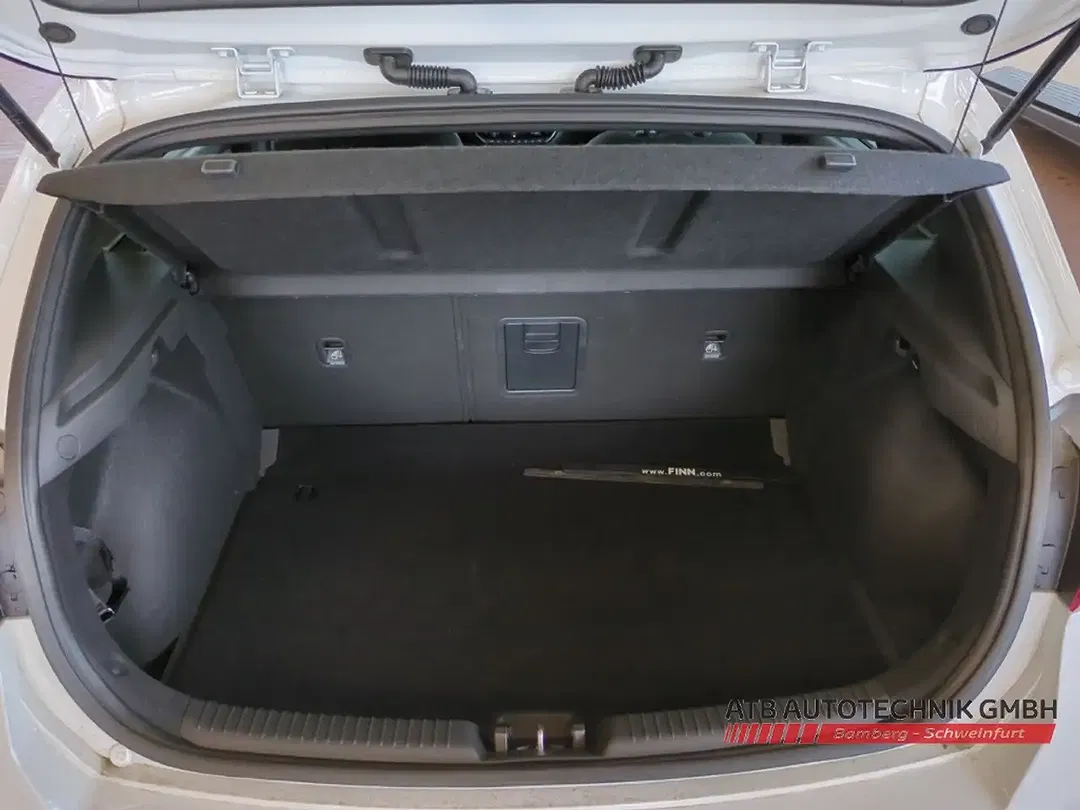 Hyundai i30 - Thumbnail 6