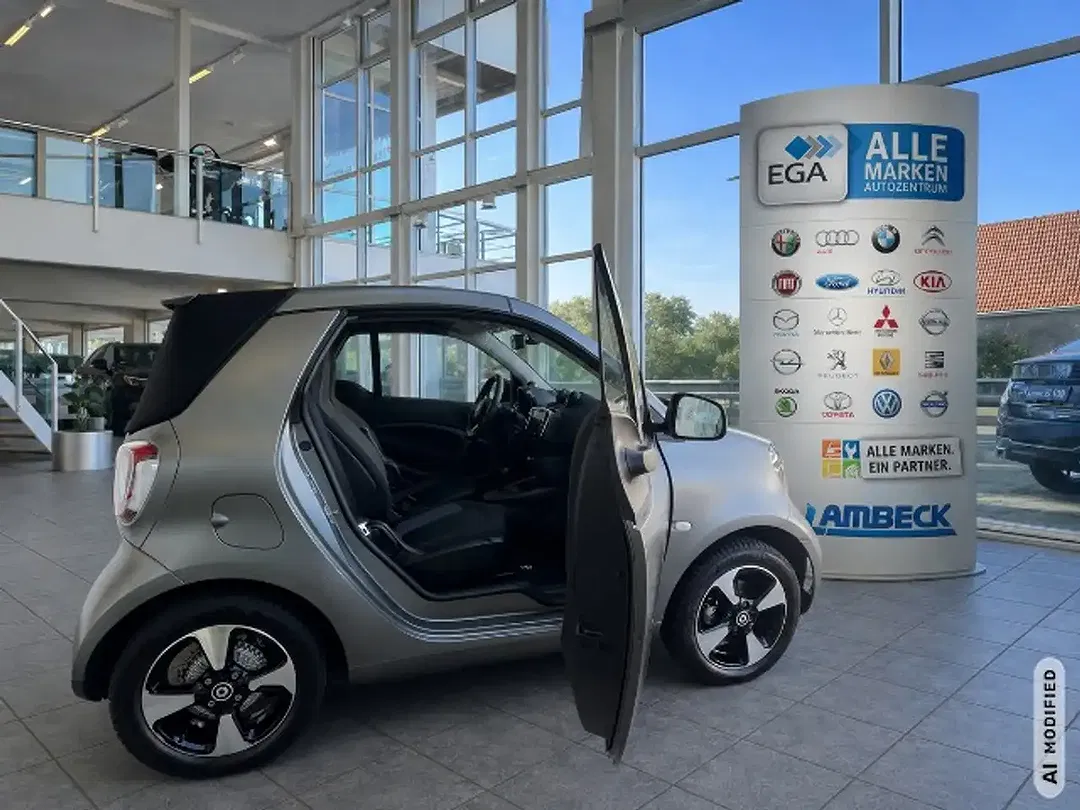 smart forTwo - Thumbnail 3