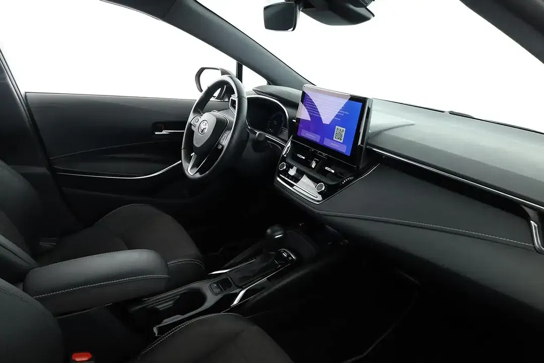 Toyota Corolla - Thumbnail 13