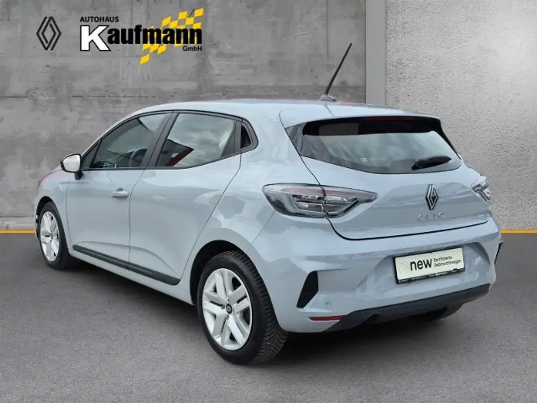 Renault Clio - Thumbnail 3