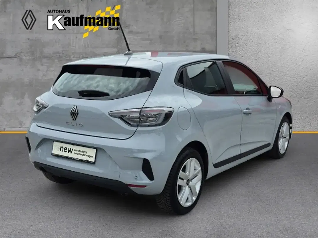 Renault Clio - Thumbnail 4