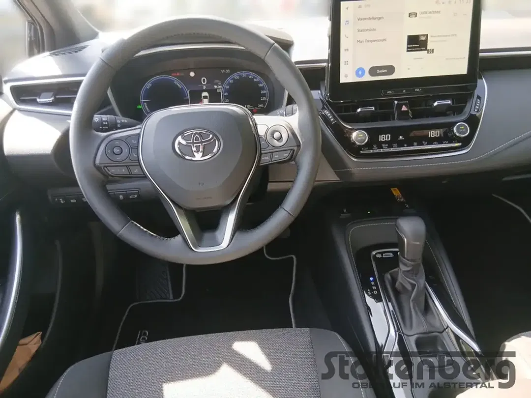 Toyota Corolla - Thumbnail 14