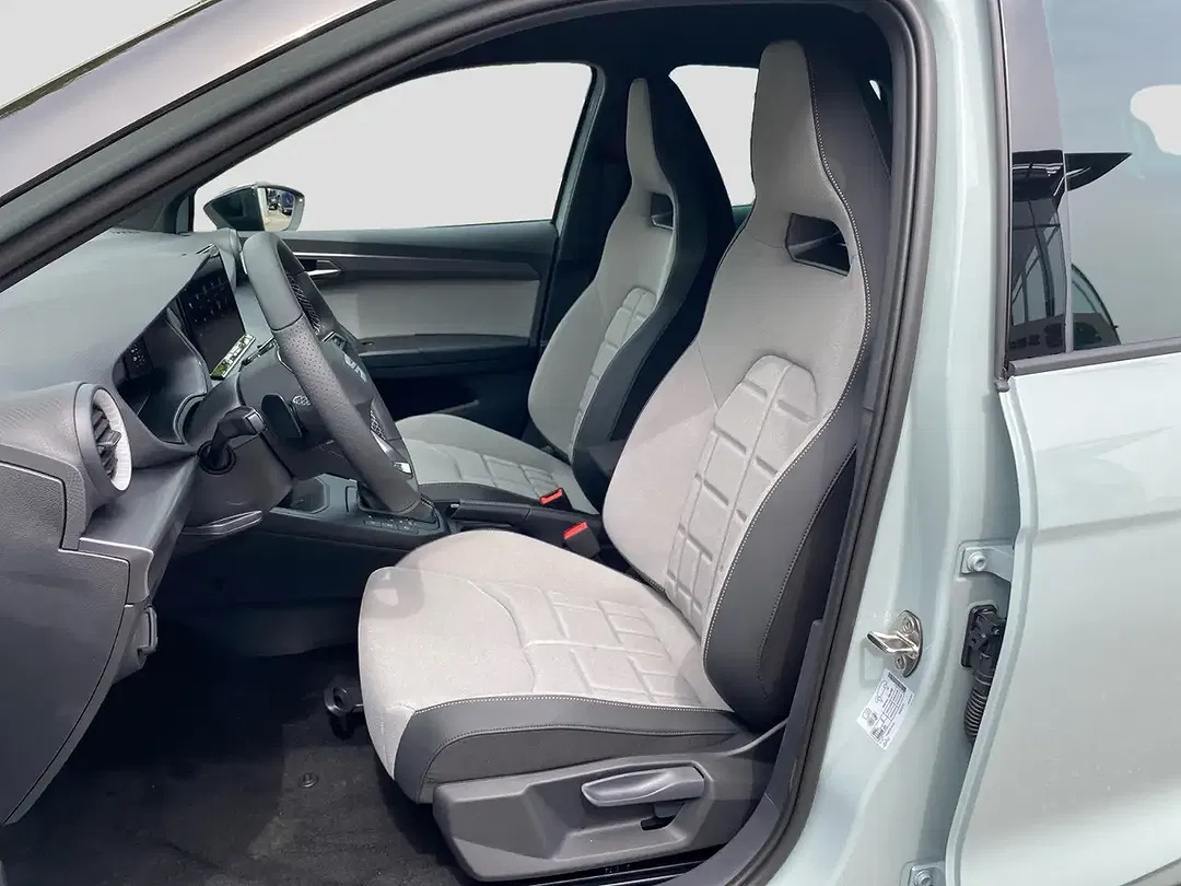 SEAT Arona - Thumbnail 8