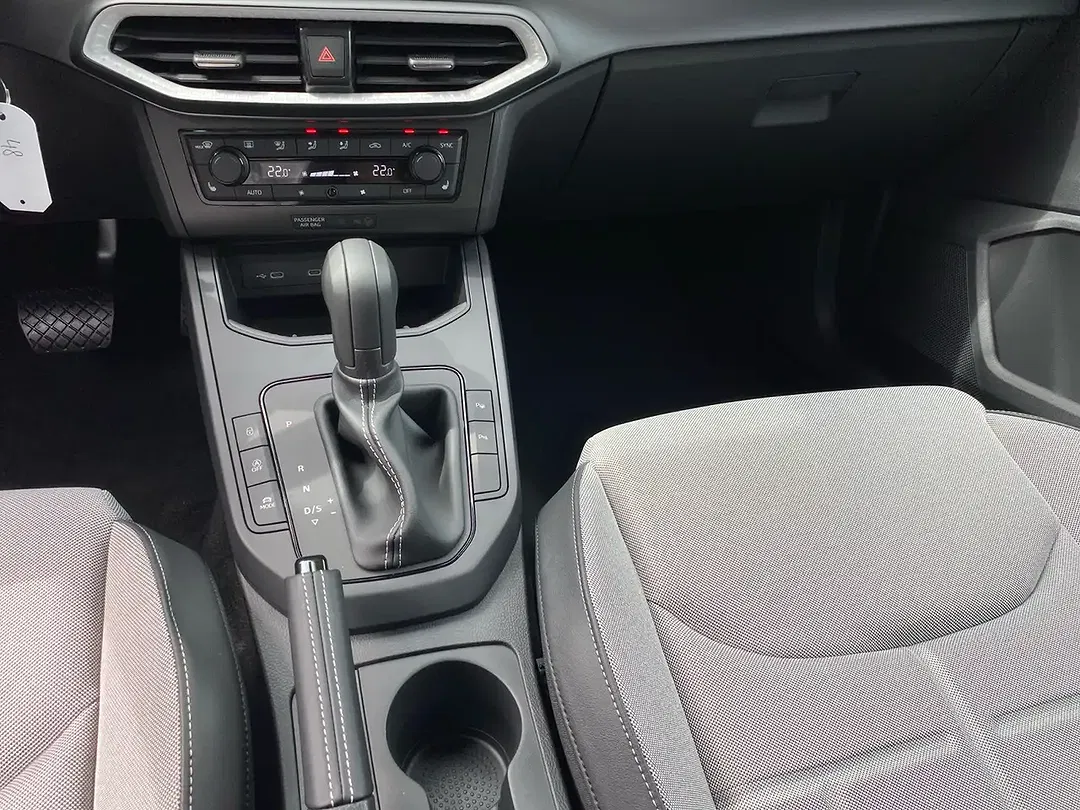 SEAT Arona - Thumbnail 6