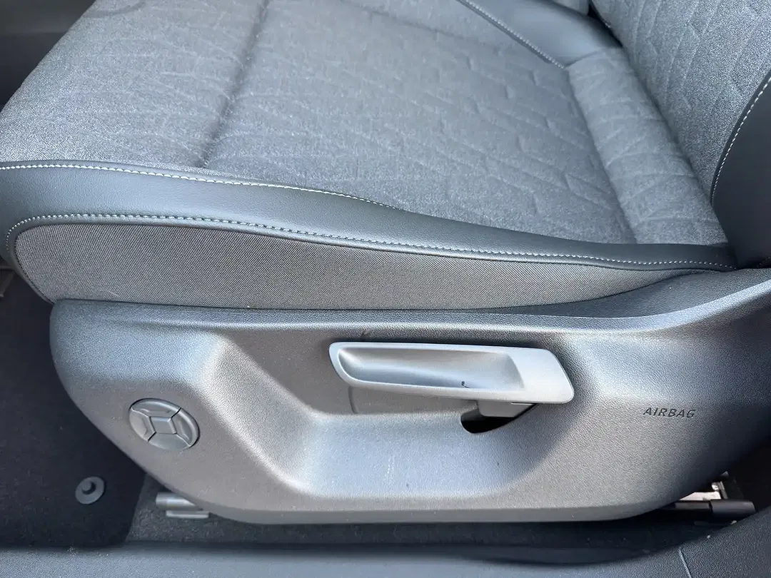 Volkswagen Tiguan - Thumbnail 14