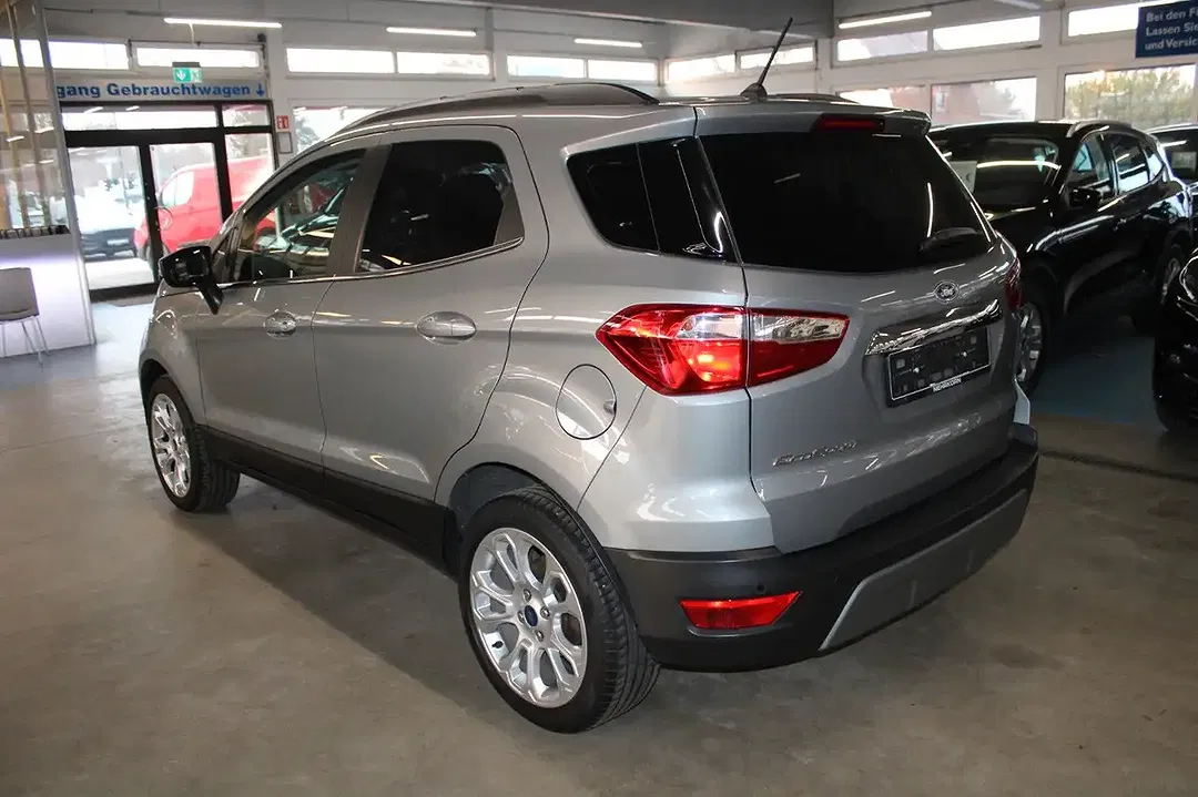 Ford EcoSport - Thumbnail 4
