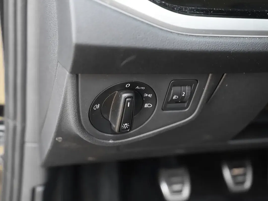 Volkswagen Taigo - Thumbnail 12
