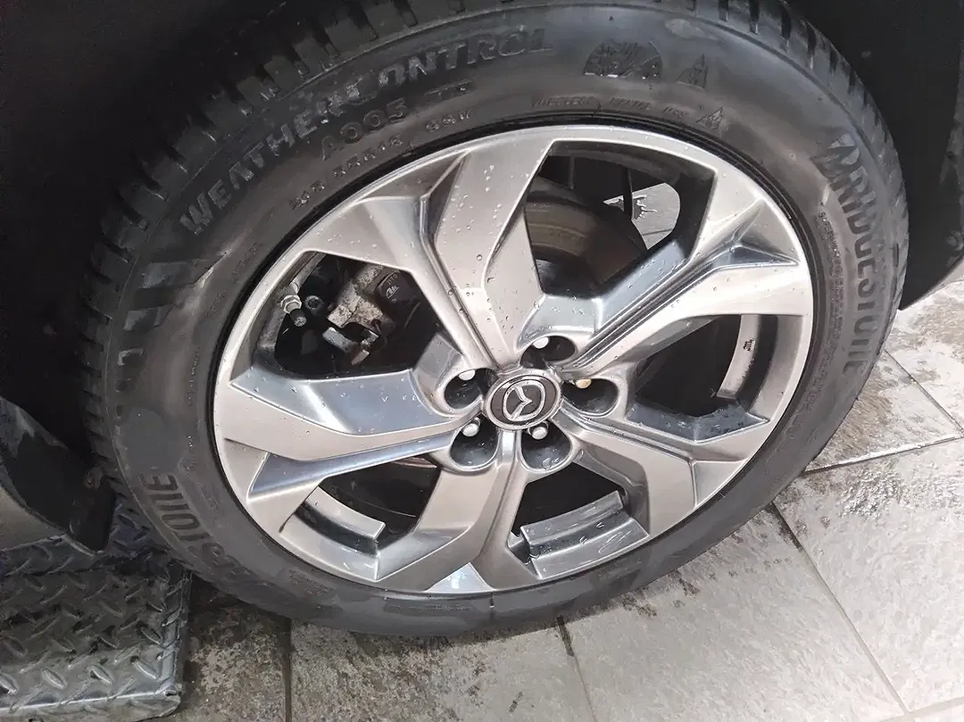 Mazda MX-30 - Thumbnail 6