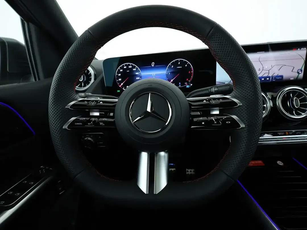Mercedes-Benz B 220 - Thumbnail 11