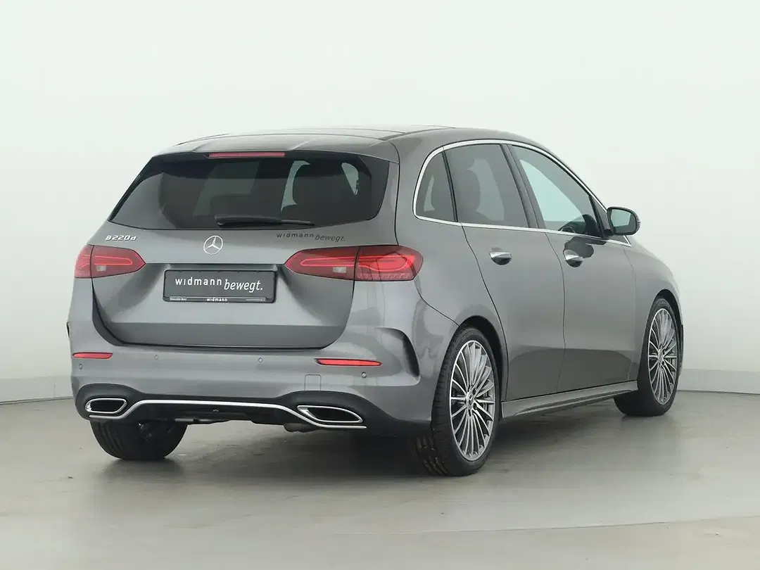 Mercedes-Benz B 220 - Thumbnail 2