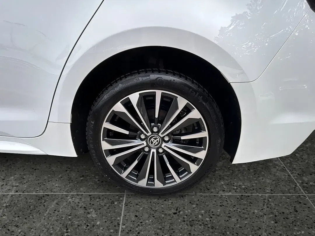Toyota Corolla - Thumbnail 14