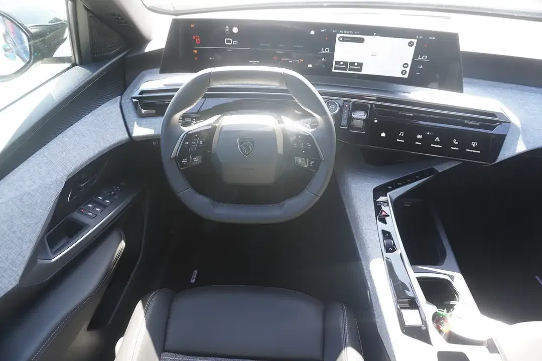 Peugeot 3008 - Thumbnail 13