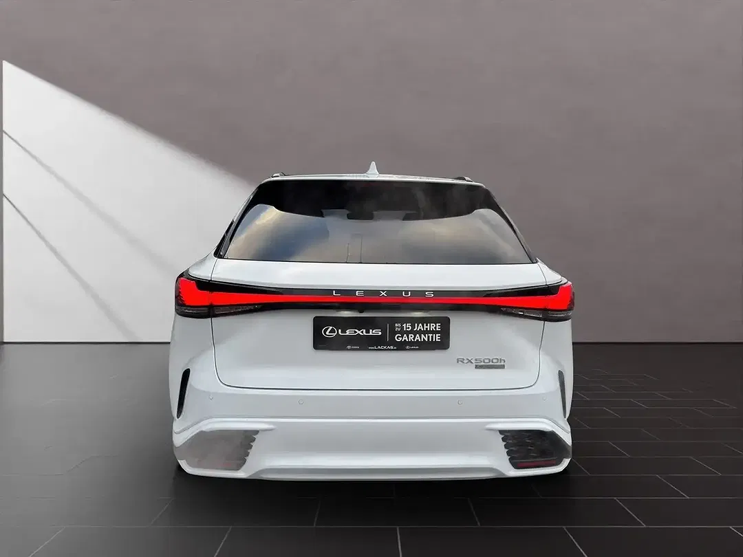 Lexus RX 500h - Thumbnail 4