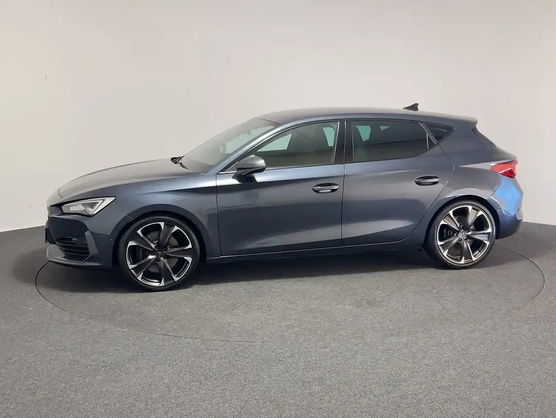 CUPRA Leon - Thumbnail 4