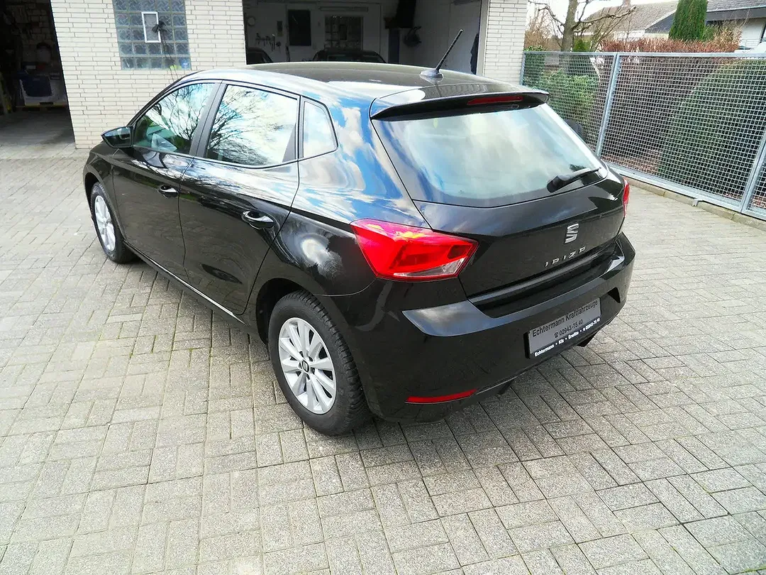 SEAT Ibiza - Thumbnail 5