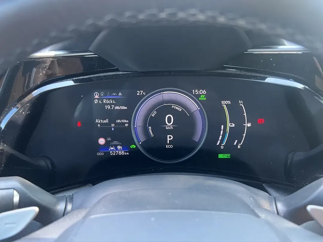 Lexus NX 450h+ - Thumbnail 11