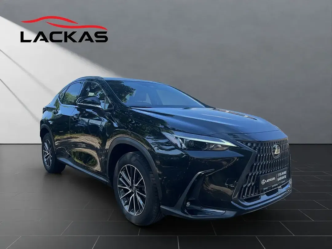 Lexus NX 450h+ - Thumbnail 7